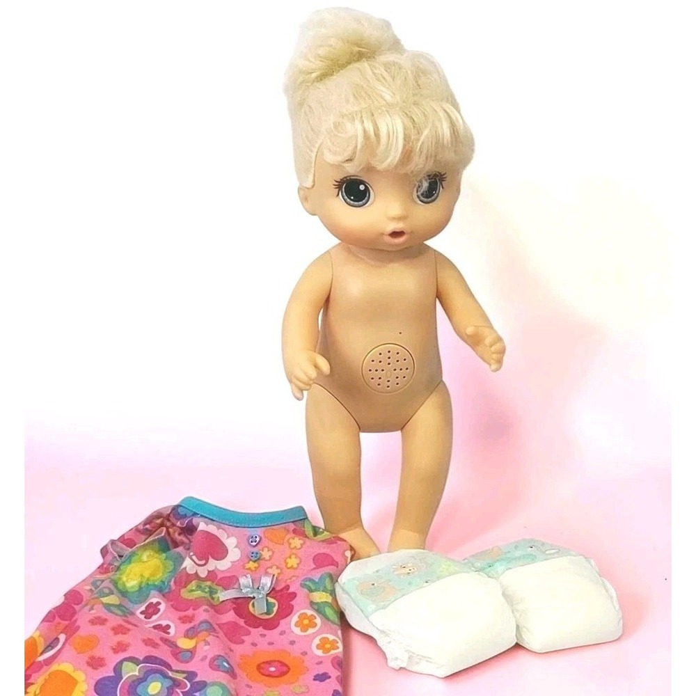 Baby‎ Alive Super Snacks Snackin' Noodles Baby Doll Blonde Sounds and Phrases